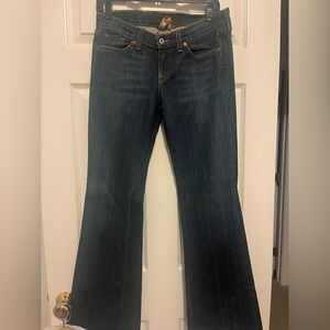 New NWOT Lucky Brand Dark Blue Flare Jeans Size 8